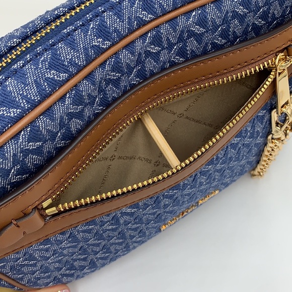 Michael Kors Jet Set Item Large East West Zip Chain Crossbody XBody 
Denim - Picture 9 of 16